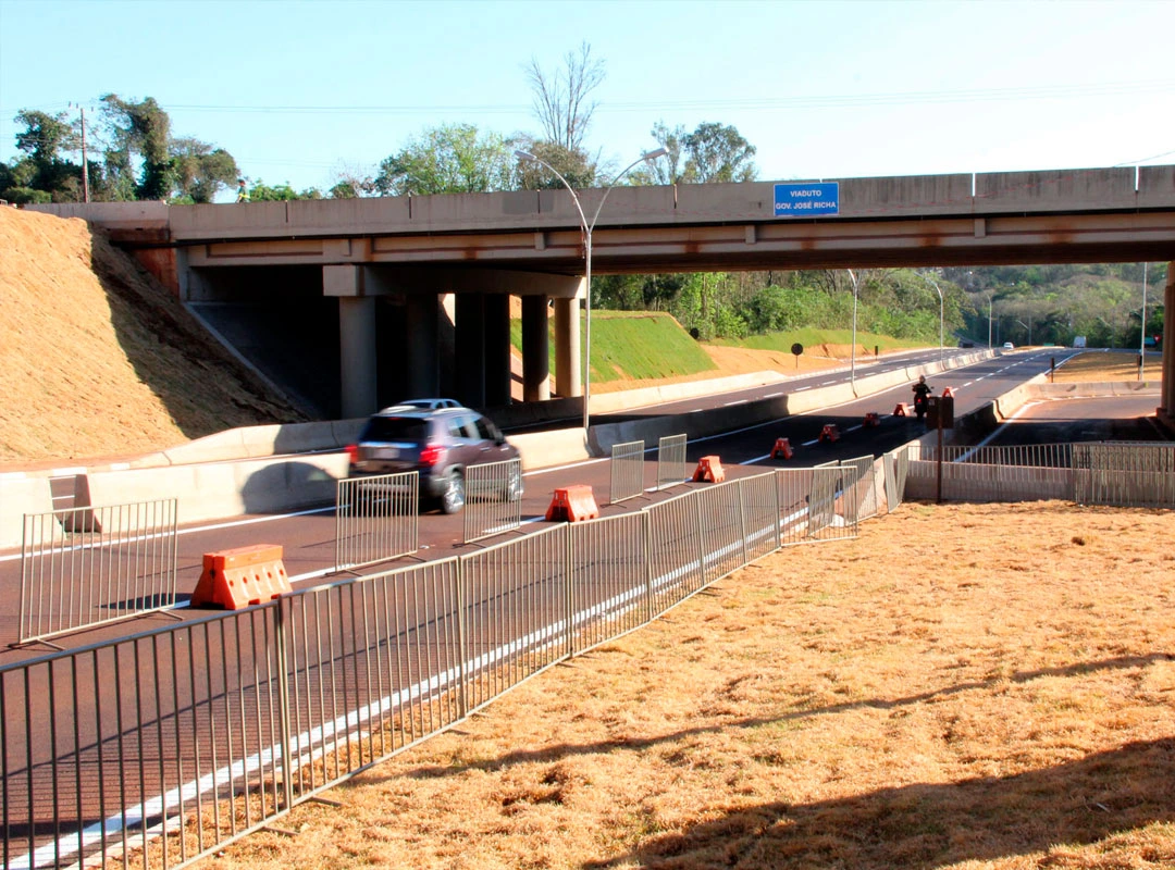 Viaduto sobre Av. Paraná em Foz do Iguaçu
