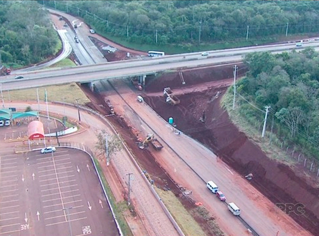 Viaduto sobre Av. Paraná em Foz do Iguaçu