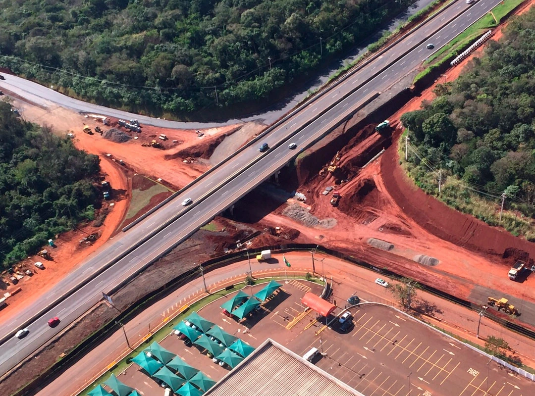 Viaduto sobre Av. Paraná em Foz do Iguaçu